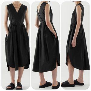 COS Black size 12 Deep V-neck  midi sleeveless with pockets dress
